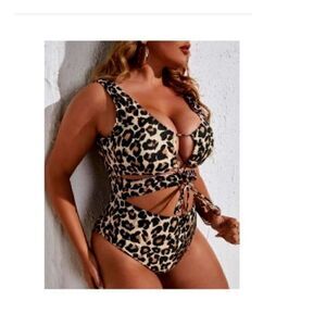 29- Sexy Cheetah  Print Cut out one piece swimsuit